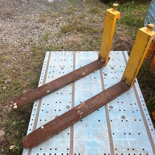 ★フォークリフトの爪/つめ/MECHFORGE/Y29/埼玉熊谷★