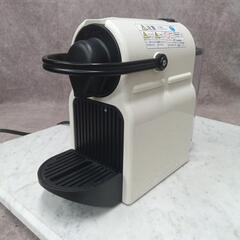 ネスプレッソ・コーヒーメーカー C40 2013年製