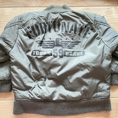 キッズアウターの画像