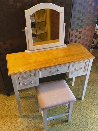 《売約済み》【池上店】ドレッサー ドレッサ 化粧台 鏡台 スツール付きドレッサー 木製 ミラー付き化粧台 ミラー付きドレッサー フレンチアンティーク調 フレンチ アンティーク調 シャビー シャビーテイスト