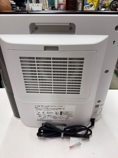 セラミックファンヒーター　SHARP　HX-SK12　2023　シャープ　ヒーター　高年式　暖房　プラズマクラスター　空気　うるおい　