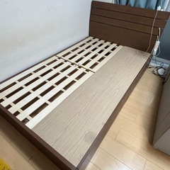 セミダブルベットフレーム