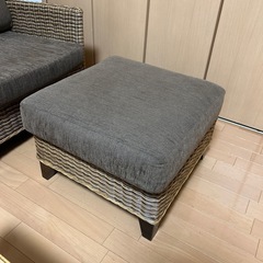 和モダンソファ・テーブルセットの画像