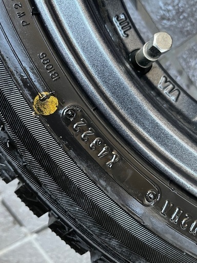 【ワケあり】スタッドレスタイヤ+ホイール  165/60/R15  4本セット