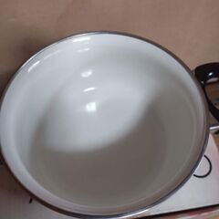 クインルビー ホーロー鍋 18cm 昭和レトロの画像