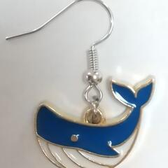 ハンドメイド　ピアス　クジラ　青の画像
