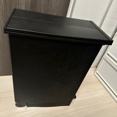 ゴミ箱の画像