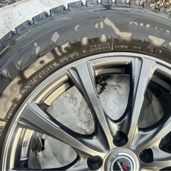 BLIZZAK225/65R17 2019年4本組冬タイヤの画像