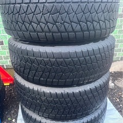 BLIZZAK225/65R17 2019年4本組冬タイヤの画像