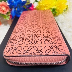 ○本革○LOEWE○ロエベ○財布○リピートアナグラム○レザー○サーモン