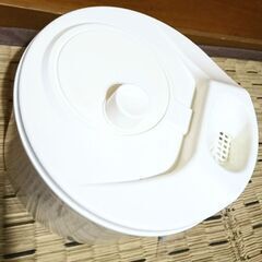 回転式 野菜水切り器 手動脱水機の画像