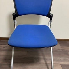 6脚セットイトーキITOKI 折り畳みオフィスチェア の画像