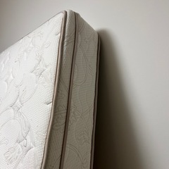 セミダブルベッド用マットレス(スプリングあり)の画像