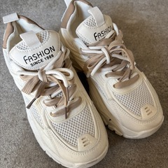 SHEINのスニーカー22.5〜23cmレディース無料の画像