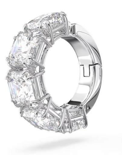 SWAROVSKI　イヤーカフ