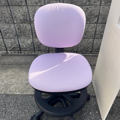 子供勉強机 キャスター付き椅子の画像