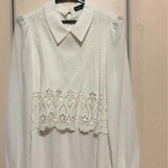 Narcissus 最終お値下！レースドッキングブラウスの画像