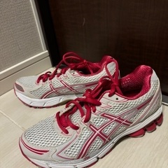 美品！アシックスGT-2170【室内でのみ着用】
