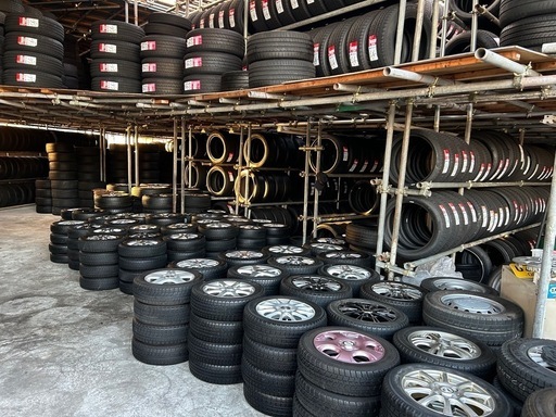 アルミホイール付きスタッドレスタイヤ、軽自動車用、入荷しました