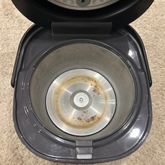 SHARP ジャー炊飯器3合　2018年製の画像
