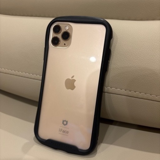 Apple 【iPhone Xs 】ゴールド iFace Blackのケース付き Apple 【iPhone Xs 】ゴールド iFace Blackのケース付き iPhone 15