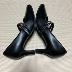 黒い靴　パンプス　冠婚葬祭　新社会人の画像