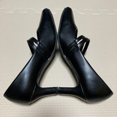 黒い靴　パンプス　冠婚葬祭　新社会人の画像
