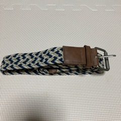 男性　ベルトの画像