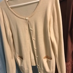 カーディガン💛クリーム色