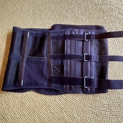 【決まりました】腰痛予防・改善に！医療用　腰サポーター　腰椎コルセット★男女兼用　Lサイズ　黒　定価4万円　の画像