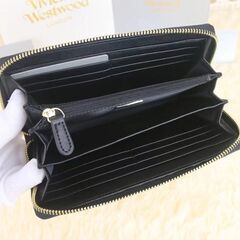 Vivienne Westwood ヴィヴィアンウエストウッド　長財布の画像