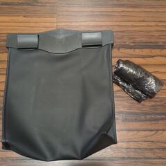 車用ゴミ箱・収納　吊り下げ式ゴミ箱・グローブボックス  黒の画像