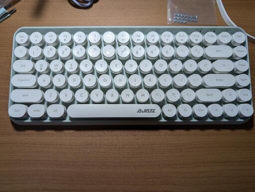 タイプライター風キーボード