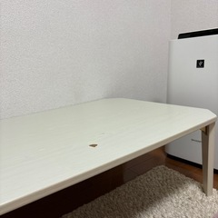 Francfrancの白いテーブルの画像