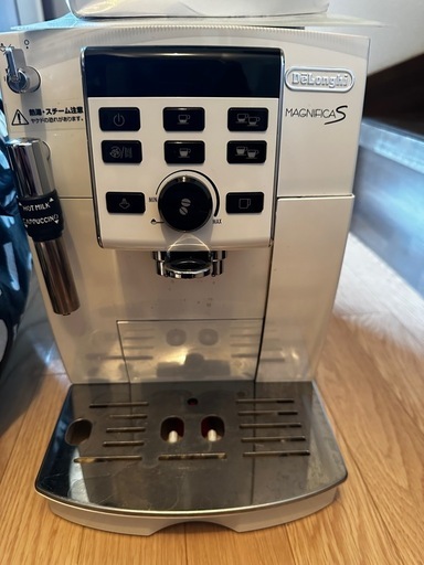 デロンギーコーヒーメーカー