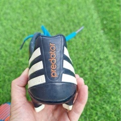 サッカースパイク　アディダス　プレデター  25.5cmの画像