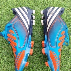 サッカースパイク　アディダス　プレデター  25.5cmの画像