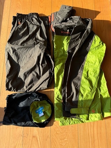 登山用雨具Columbia未使用品　L ~LL