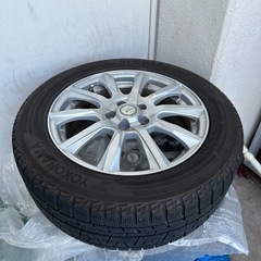 プリウス50 スタッドレスタイヤ 205/55R16 91Q 4本