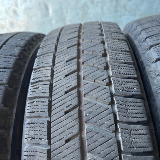 極上タイヤ　BRIDGESTONE ブリヂストン　ブリジストン　VRX3 155/65R14 スタッドレス　タイヤ　2021年製　14