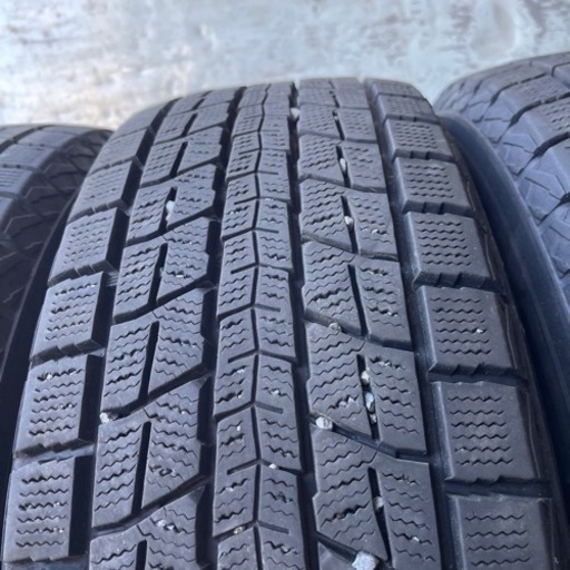 バリ山　DUNLOP ダンロップ　SJ8 225/65R17 スタッドレス　タイヤ　2020年製　17インチ