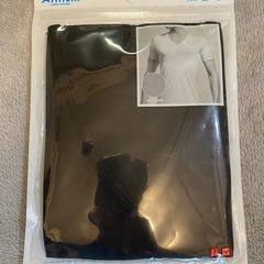 【新品】ユニクロ AIRism Vネック Sサイズ