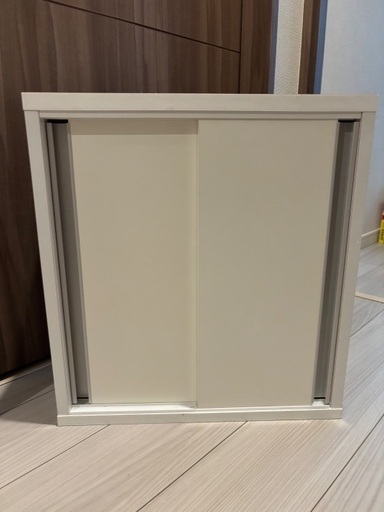 美品！トイレ収納