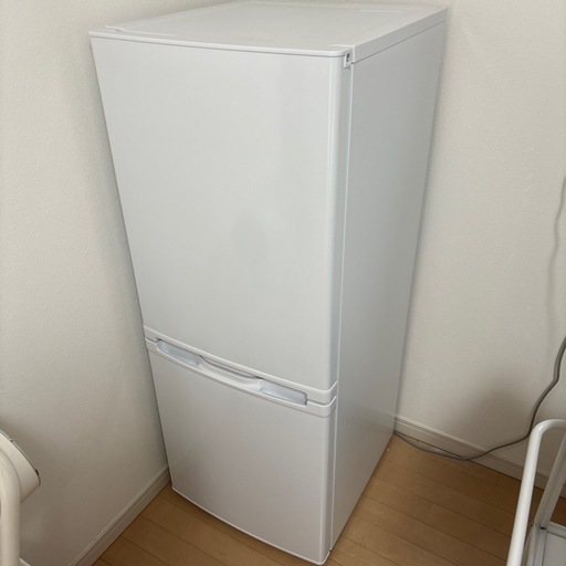 冷蔵庫　マクスゼン　2ドア140L　　4ヶ月使用
