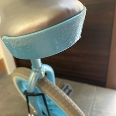 室内保管　一輪車　18インチの画像