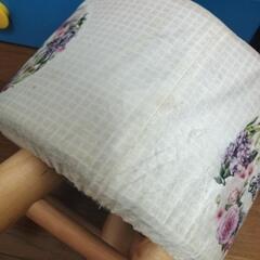 カインズのイスの画像