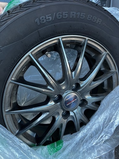 [10月中]冬タイヤ アルミホイール付き 185/65R15 21年製