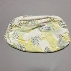 サンアンドビーチ旧型抱っこ紐　収納袋付きの画像