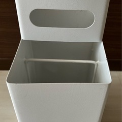 【1月末で処分】ニトリ フローリングワイパー立ての画像