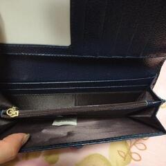 青の高級感ある長財布新品未使用の画像